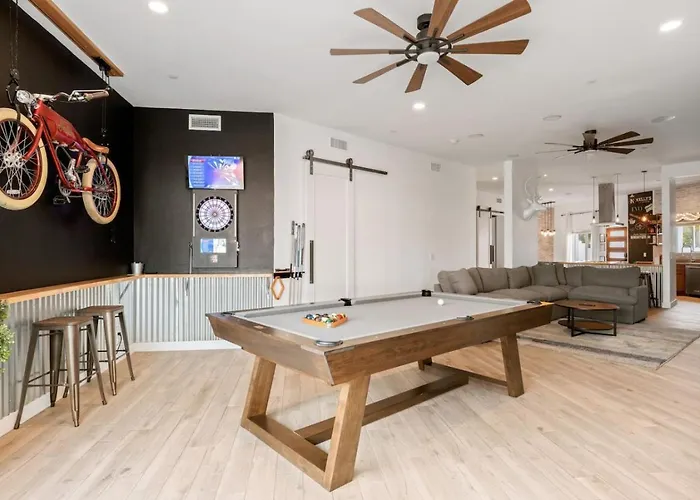 Holiday home Ultimate House W Pool *