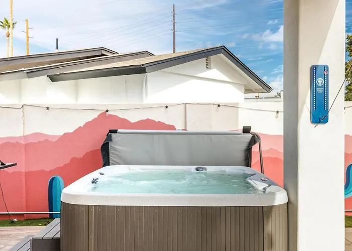 Holiday home Ultimate House W Pool *